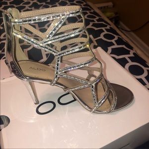 Aldo fidenza rhinestone silver sandal